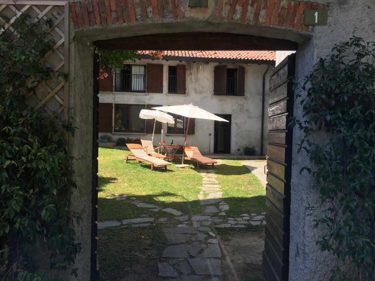 Cascina Cologna Bed and Breakfast Galbiate Buitenkant foto