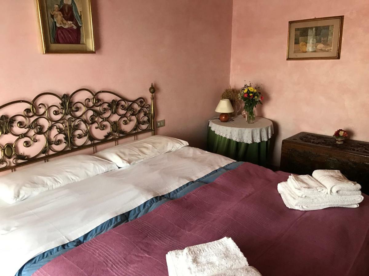 Cascina Cologna Bed and Breakfast Galbiate Buitenkant foto