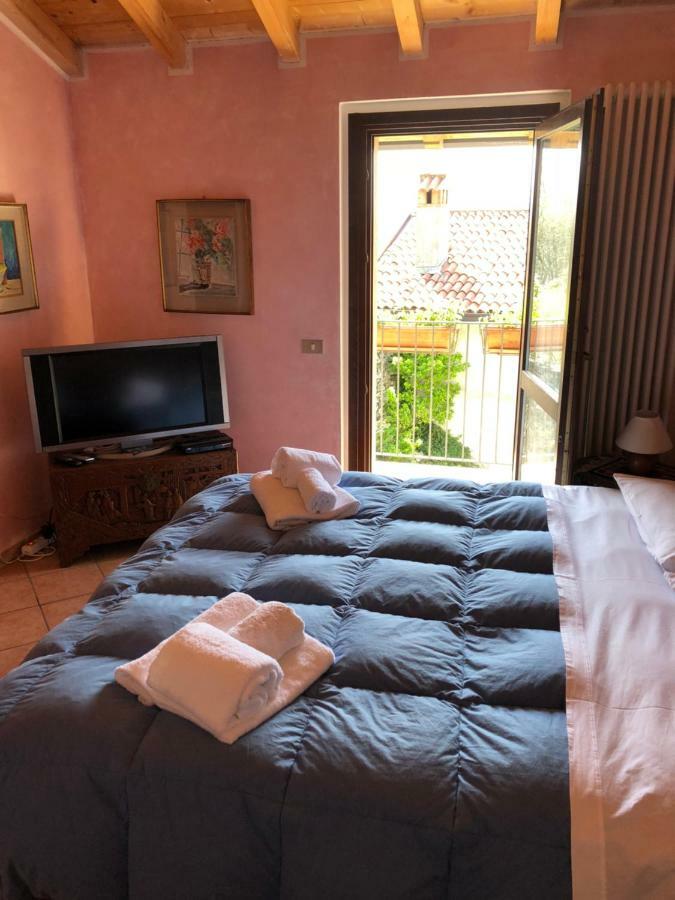 Cascina Cologna Bed and Breakfast Galbiate Buitenkant foto