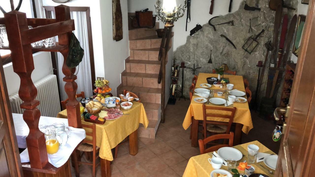 Cascina Cologna Bed and Breakfast Galbiate Buitenkant foto